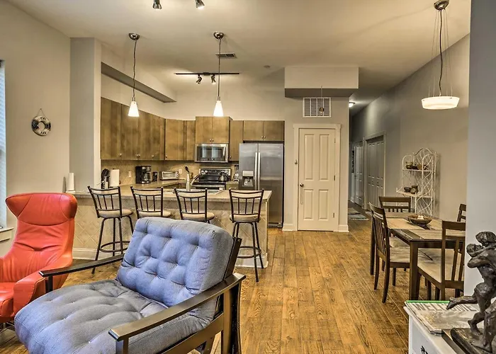 Chic Wilmington Condo In Brooklyn Arts District!